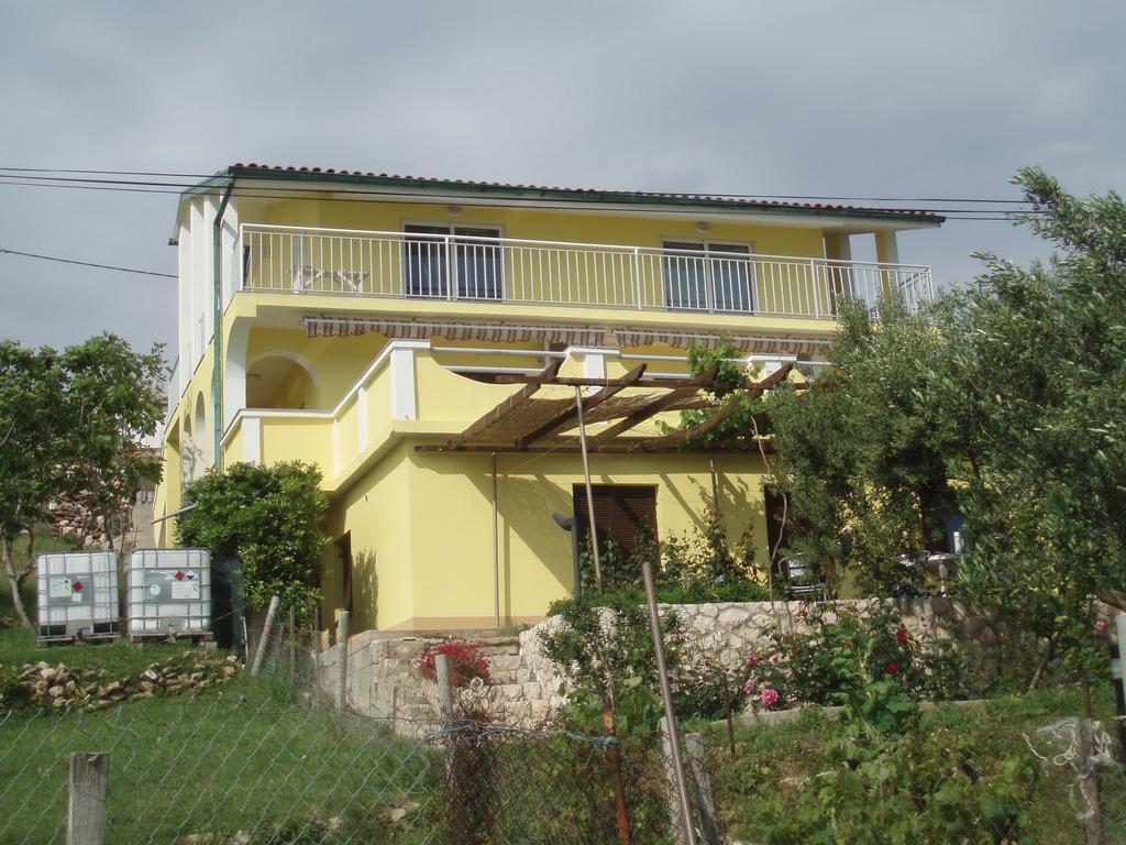 Apartments Roza Miskovici Exterior photo