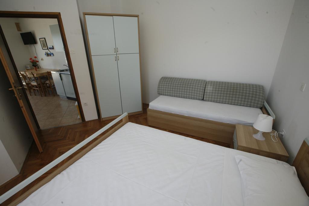 Apartments Roza Miskovici Exterior photo