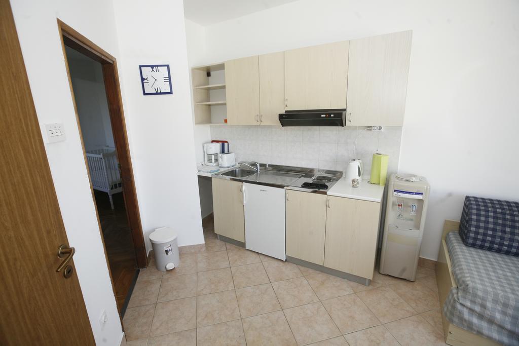 Apartments Roza Miskovici Exterior photo
